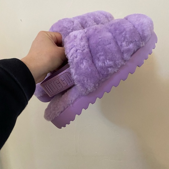 UGG PURPLE LAVENDER SUPER FLUFF SLIPPERS SIZE 6 - Picture 4 of 9